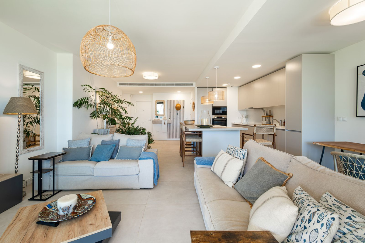 2 Bed Apartment for sale in Casares Costa Del Sol, Málaga, Spain