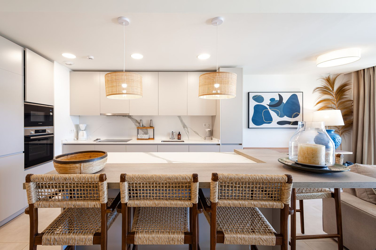 2 Bed Apartment for sale in Casares Costa Del Sol, Málaga, Spain