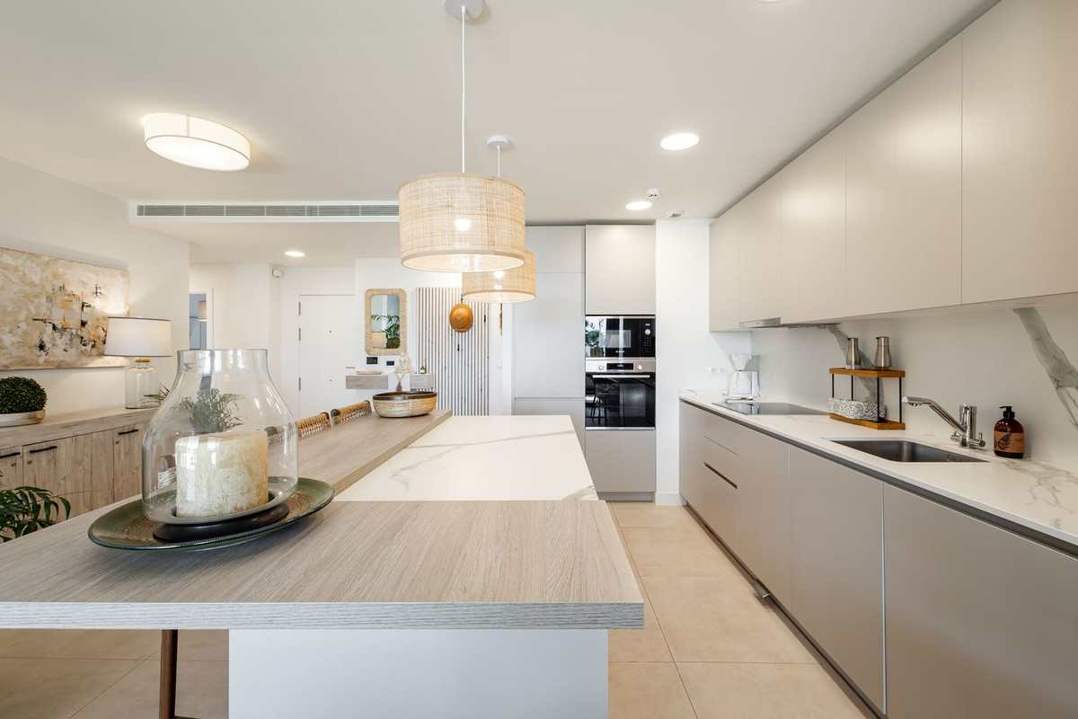 2 Bed Apartment for sale in Casares Costa Del Sol, Málaga, Spain