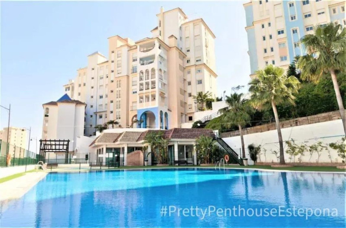 3 Bed Apartment for sale in Estepona Costa Del Sol, Málaga, Spain