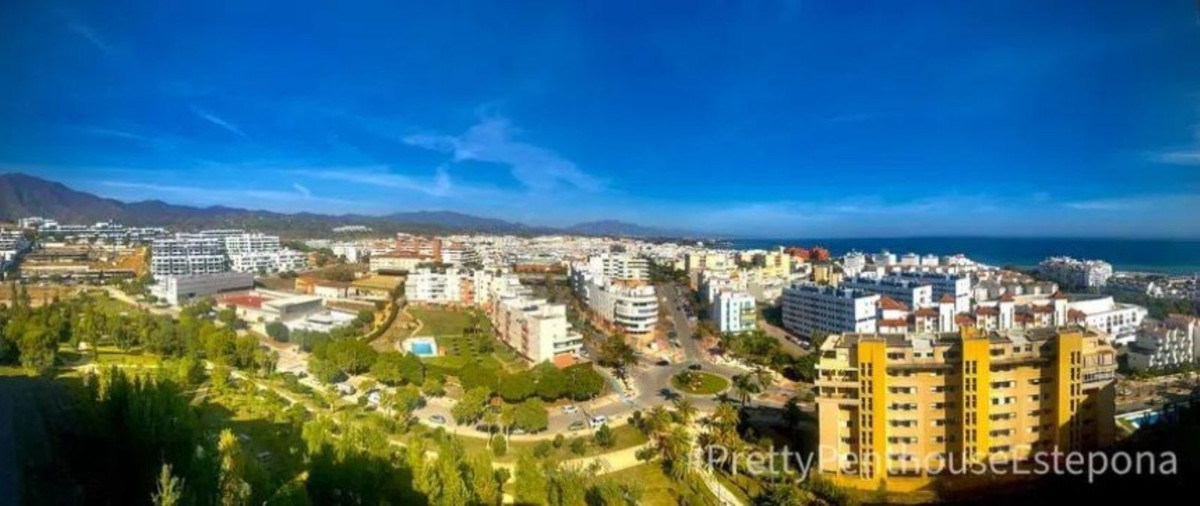 3 Bed Apartment for sale in Estepona Costa Del Sol, Málaga, Spain
