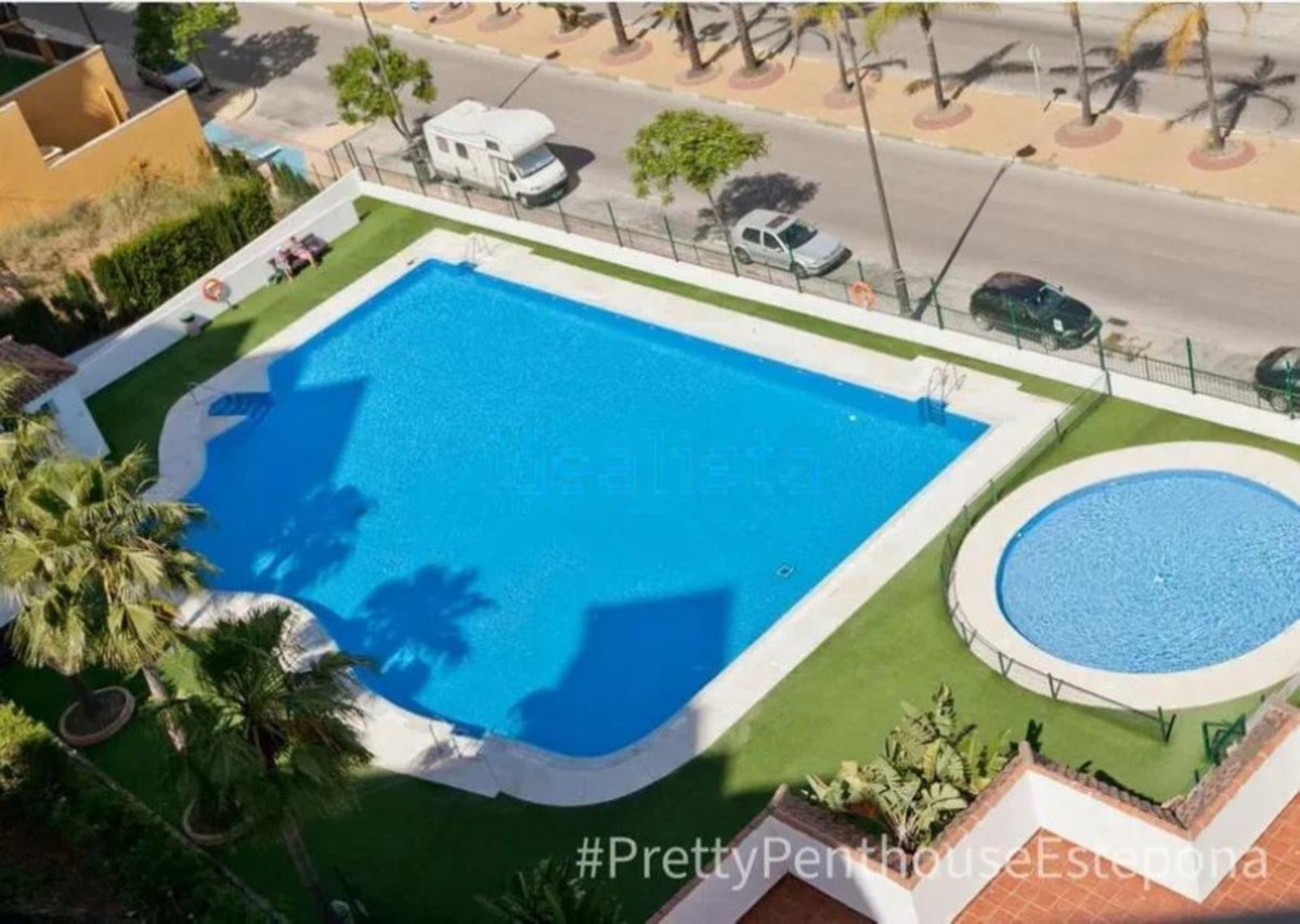3 Bed Apartment for sale in Estepona Costa Del Sol, Málaga, Spain