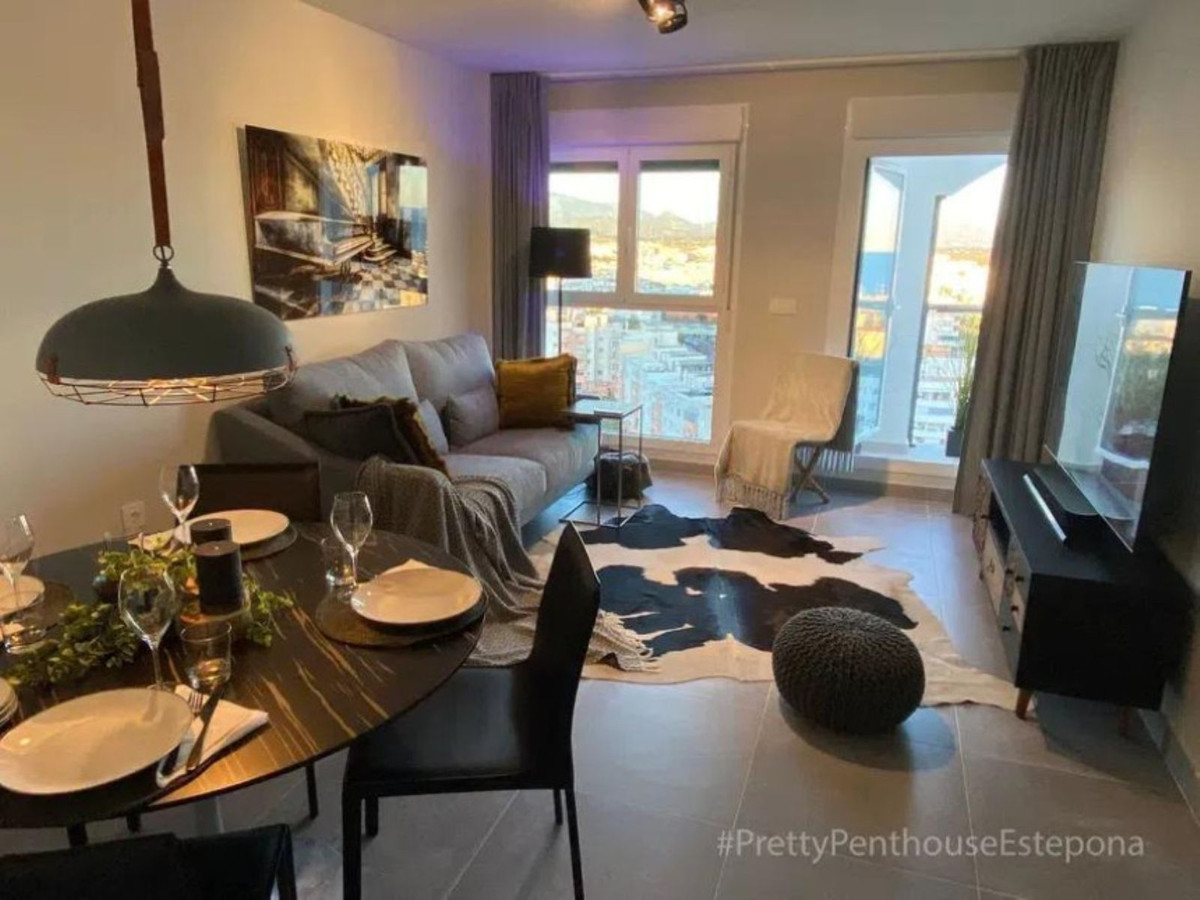 3 Bed Apartment for sale in Estepona Costa Del Sol, Málaga, Spain