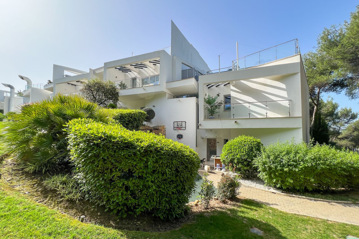 Se vende Pareada de 4 dormitorios en Costa Del Sol, Málaga, España