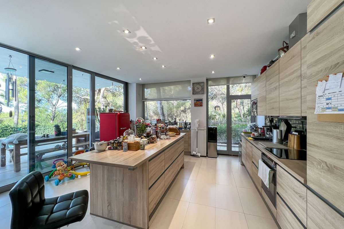 Se vende Pareada de 4 dormitorios en Costa Del Sol, Málaga, España