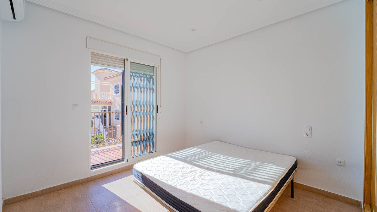 2 Bed Townhouse for sale in Punta Prima Costa Blanca, Alicante, Spain
