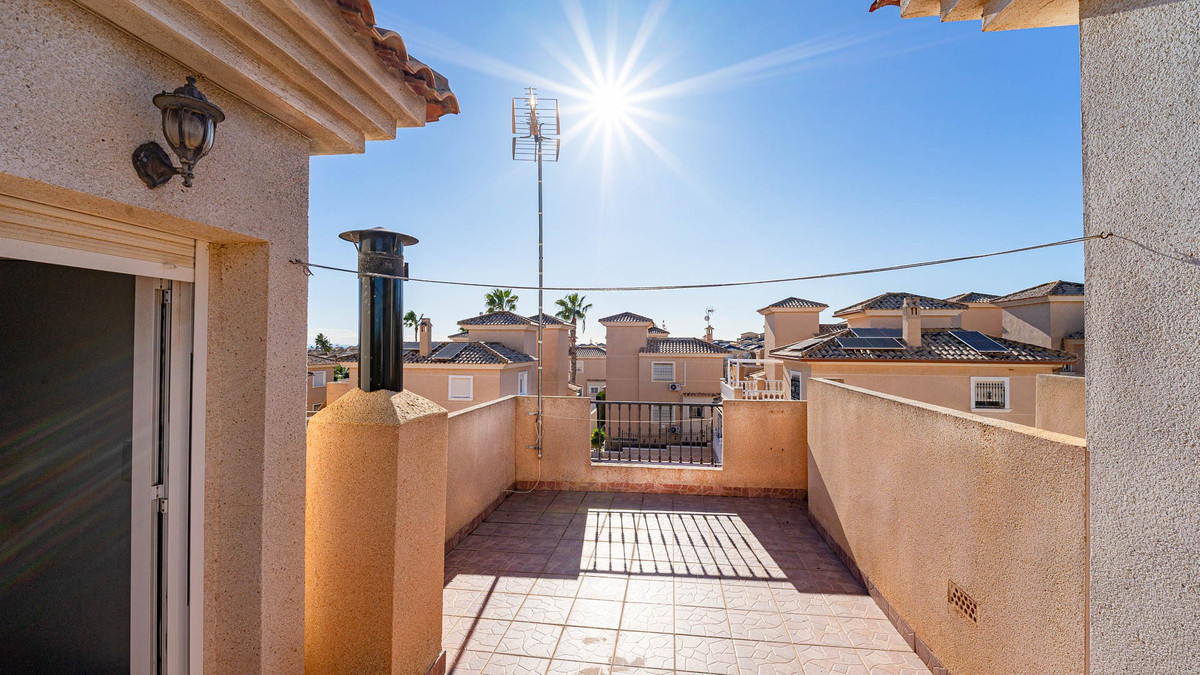 2 Bed Townhouse for sale in Punta Prima Costa Blanca, Alicante, Spain