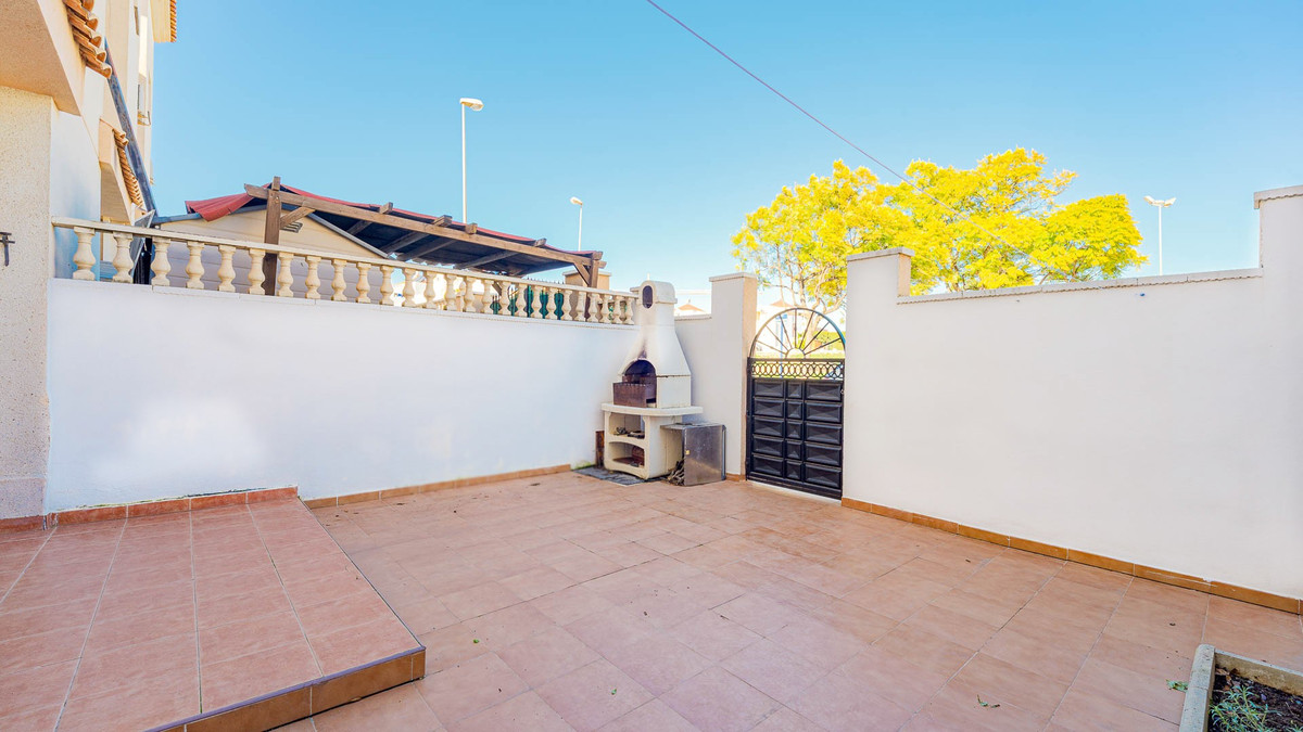 2 Bed Townhouse for sale in Punta Prima Costa Blanca, Alicante, Spain