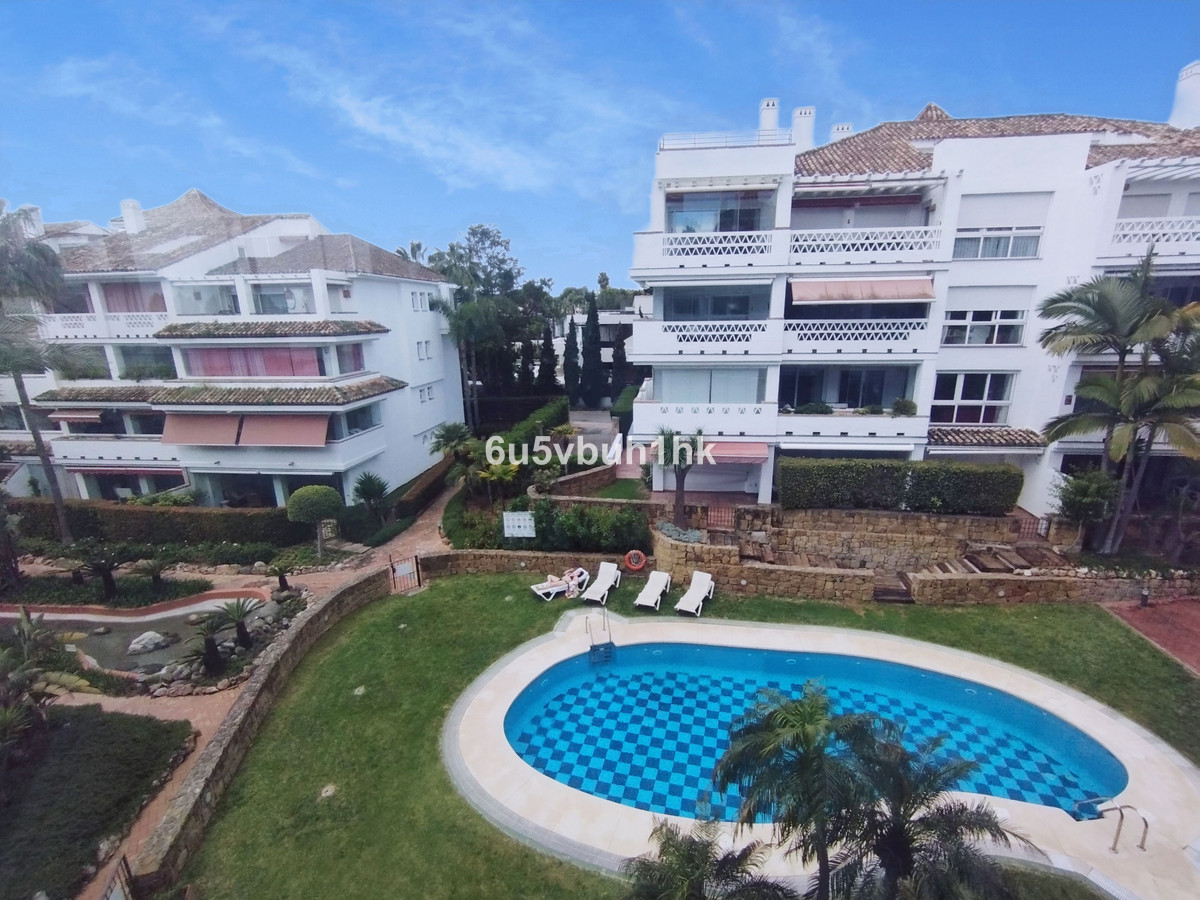 2 Bed Apartment for sale in Marbella Costa Del Sol, Málaga, Spain