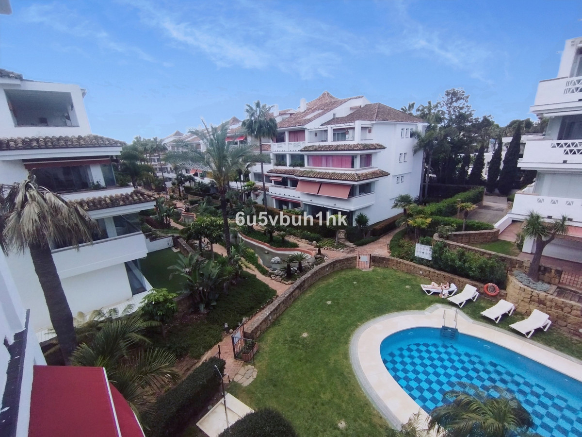 2 Bed Apartment for sale in Marbella Costa Del Sol, Málaga, Spain