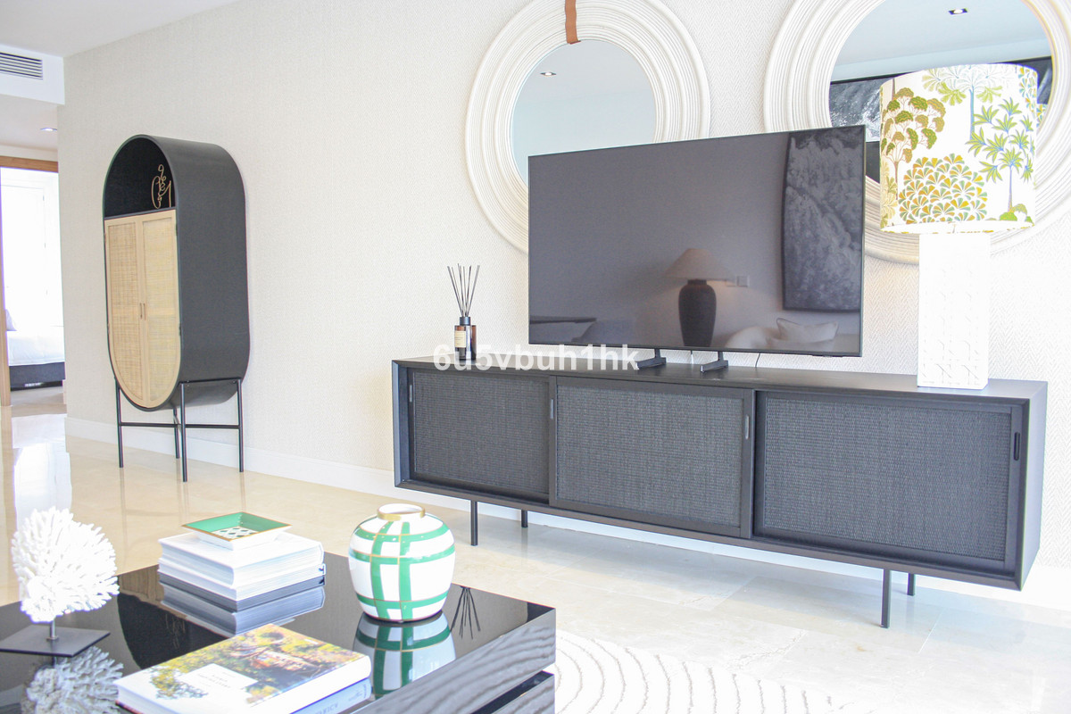 2 Bed Apartment for sale in Marbella Costa Del Sol, Málaga, Spain