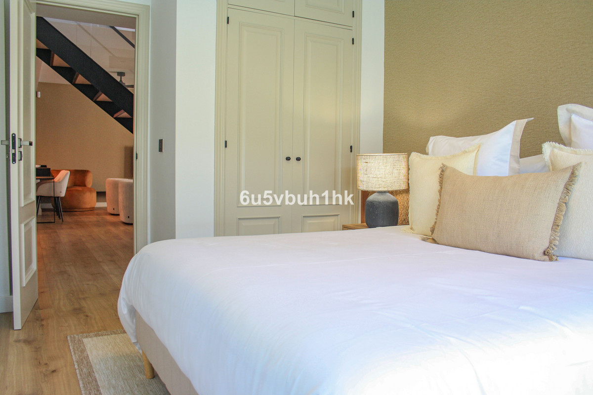 4 Bed Apartment for sale in Marbella Costa Del Sol, Málaga, Spain