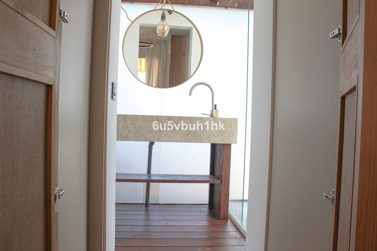 4 Bed Apartment for sale in Marbella Costa Del Sol, Málaga, Spain