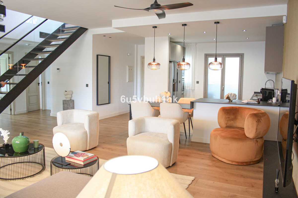4 Bed Apartment for sale in Marbella Costa Del Sol, Málaga, Spain