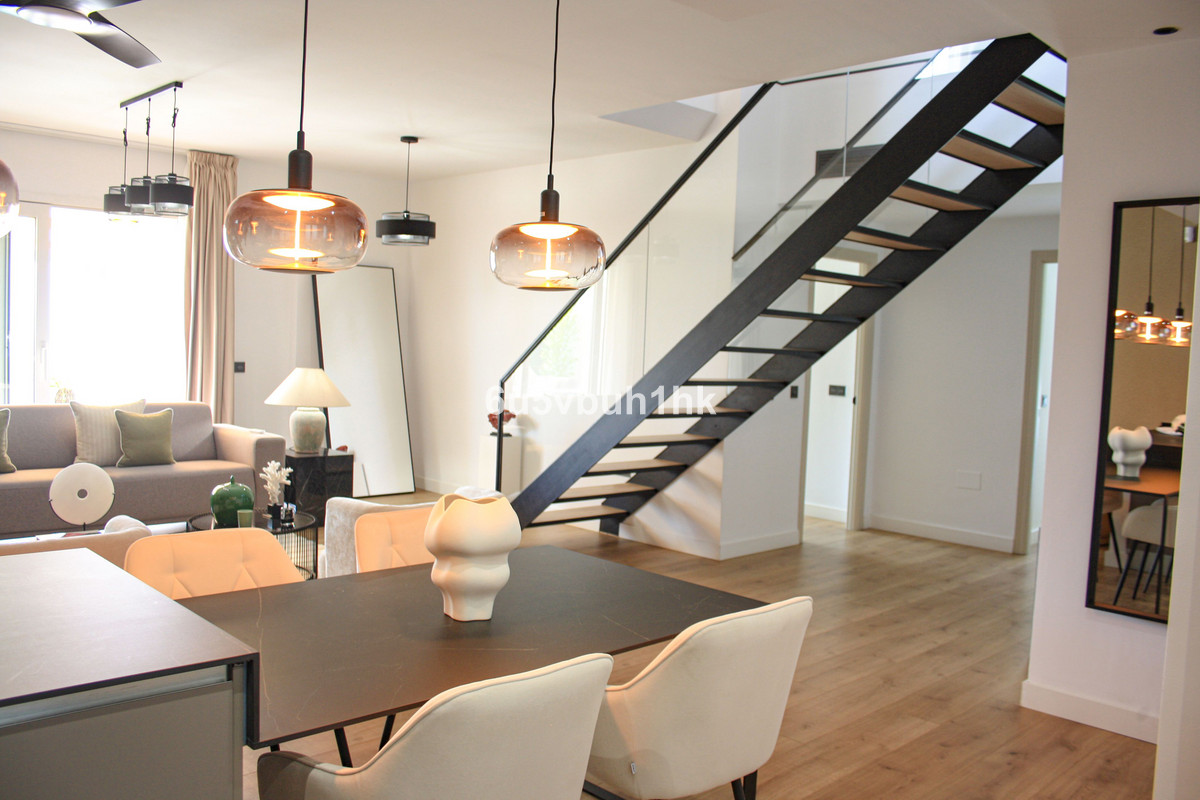4 Bed Apartment for sale in Marbella Costa Del Sol, Málaga, Spain