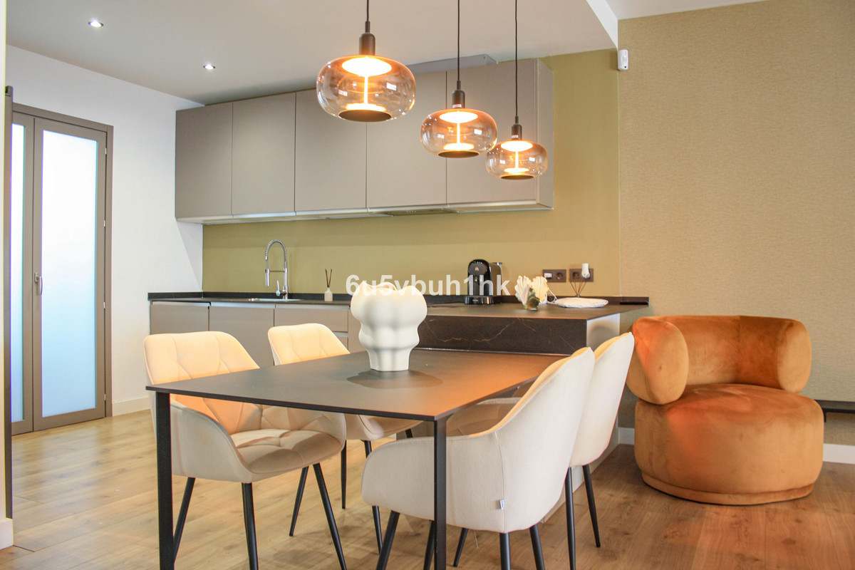 4 Bed Apartment for sale in Marbella Costa Del Sol, Málaga, Spain