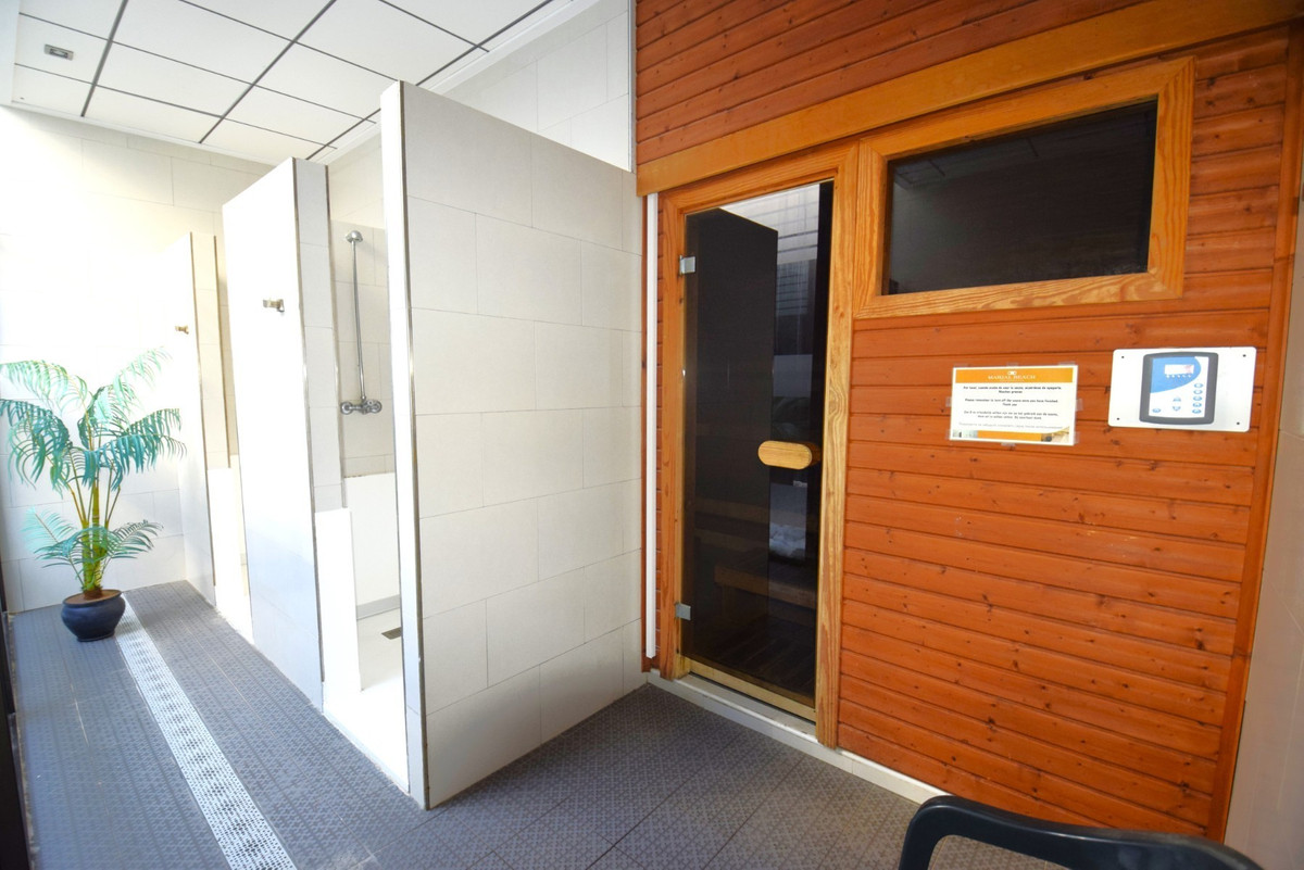 Se vende Apartamento Planta Media de 2 dormitorios en Costa Blanca, Alicante, España