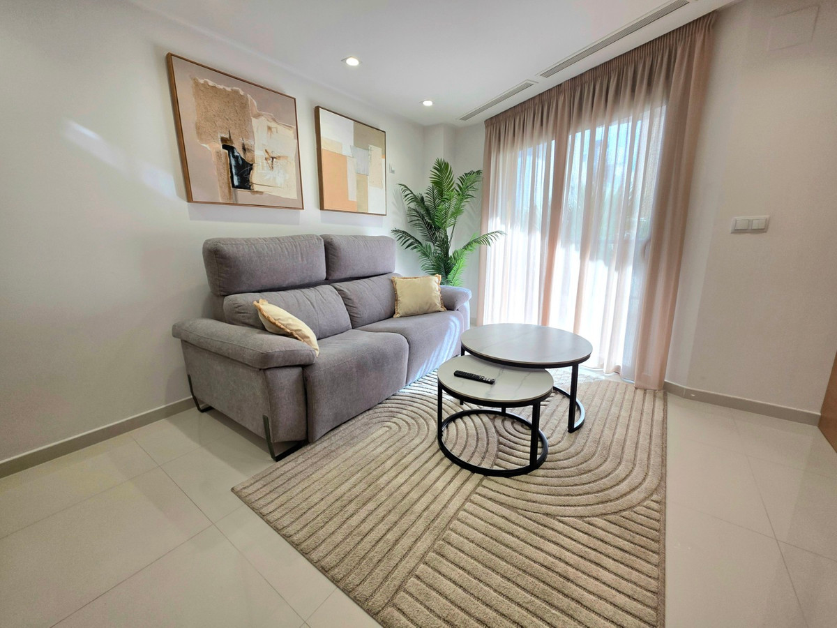 Se vende Apartamento Planta Media de 2 dormitorios en Costa Blanca, Alicante, España
