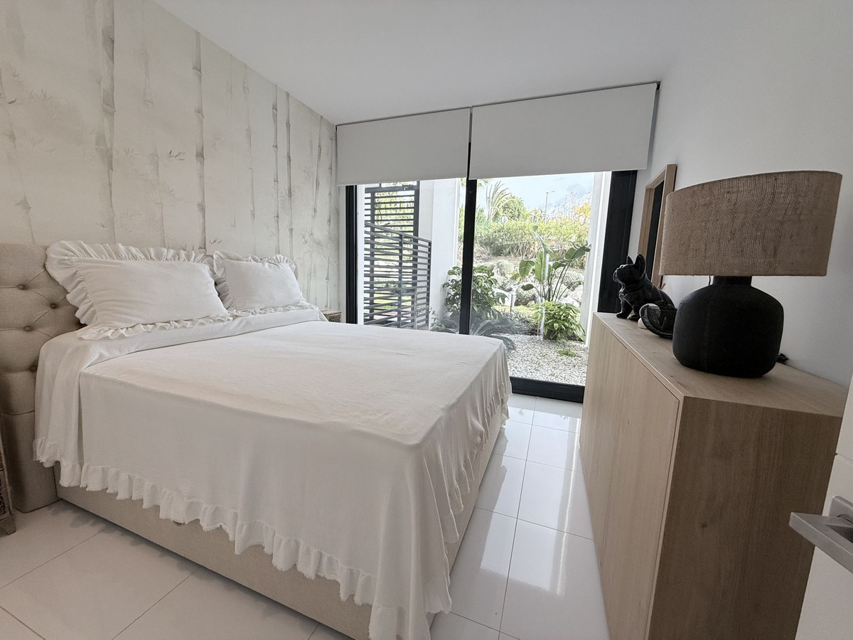 3 Bed Apartment for sale in Benahavís Costa Del Sol, Málaga, Spain