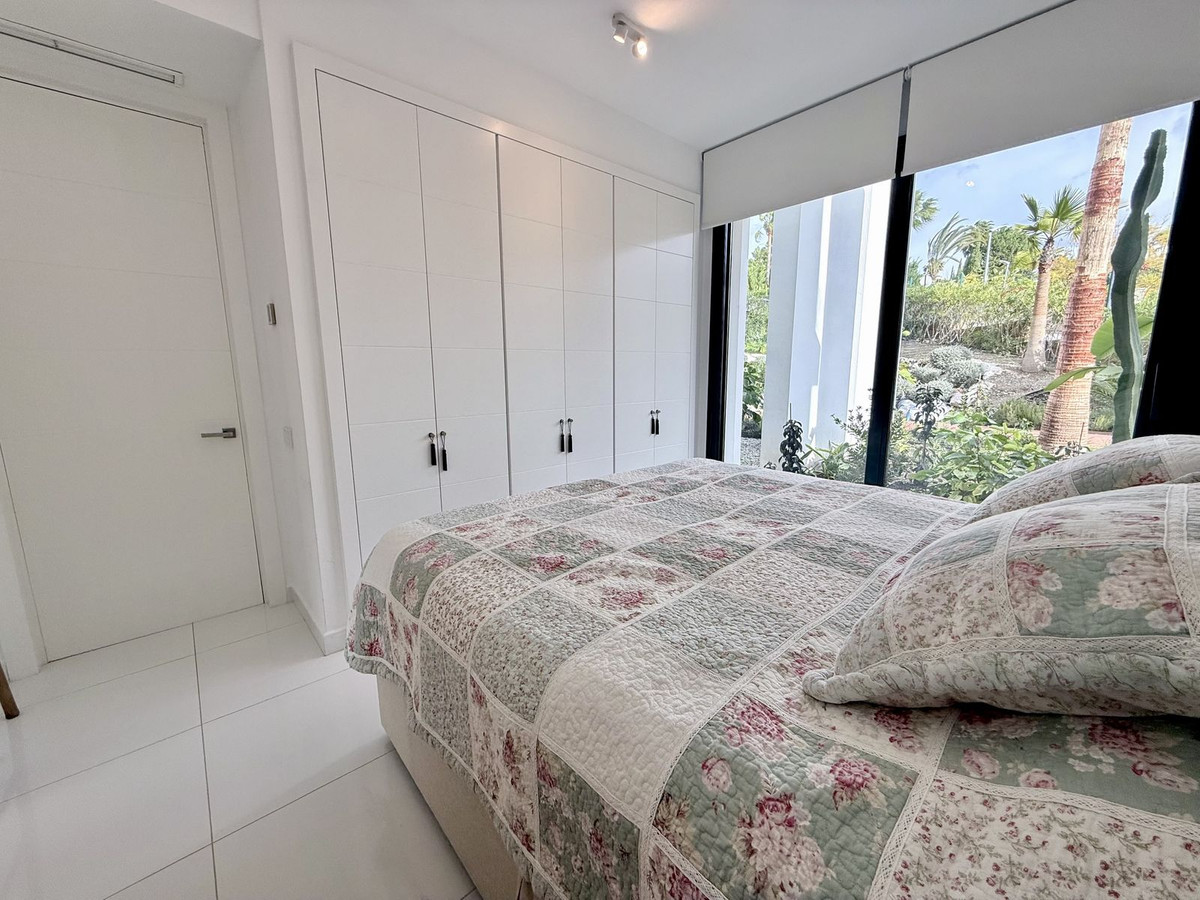 3 Bed Apartment for sale in Benahavís Costa Del Sol, Málaga, Spain