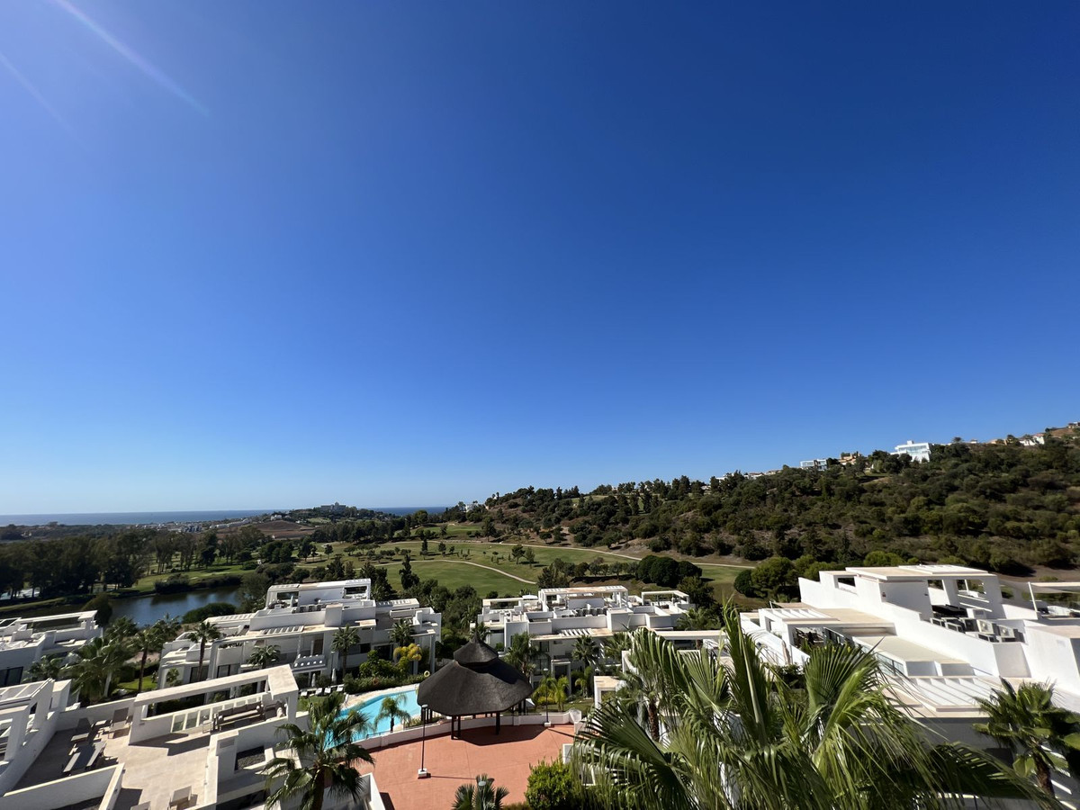 3 Bed Apartment for sale in Benahavís Costa Del Sol, Málaga, Spain