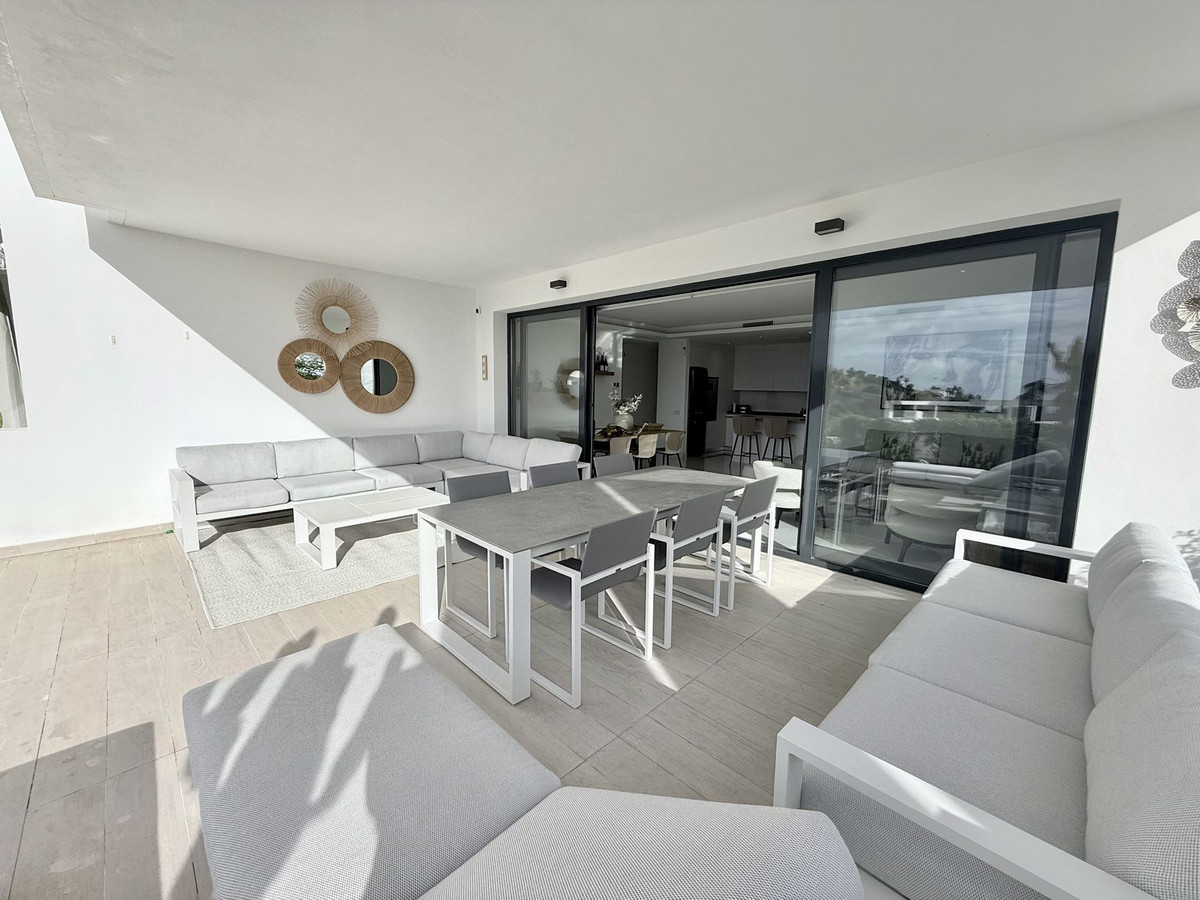 3 Bed Apartment for sale in Benahavís Costa Del Sol, Málaga, Spain