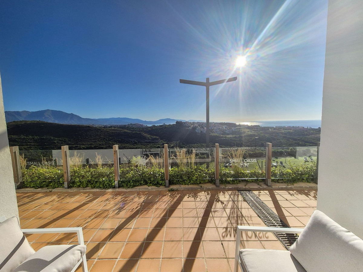 3 Bed Apartment for sale in Manilva Costa Del Sol, Málaga, Spain