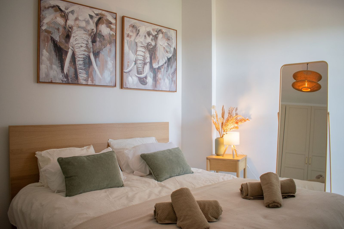 3 Bed Apartment for sale in Manilva Costa Del Sol, Málaga, Spain