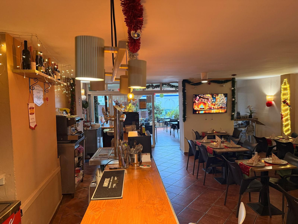 Se vende Restaurante  en Costa Del Sol, Málaga, España
