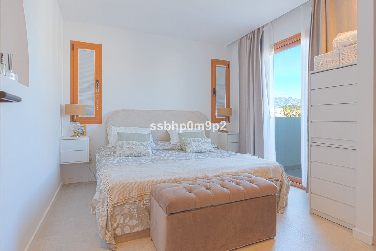 Se vende Villa - Chalet de 5 dormitorios en Costa Del Sol, Málaga, España