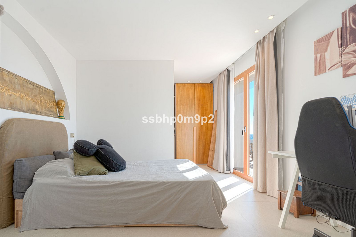 Se vende Villa - Chalet de 5 dormitorios en Costa Del Sol, Málaga, España