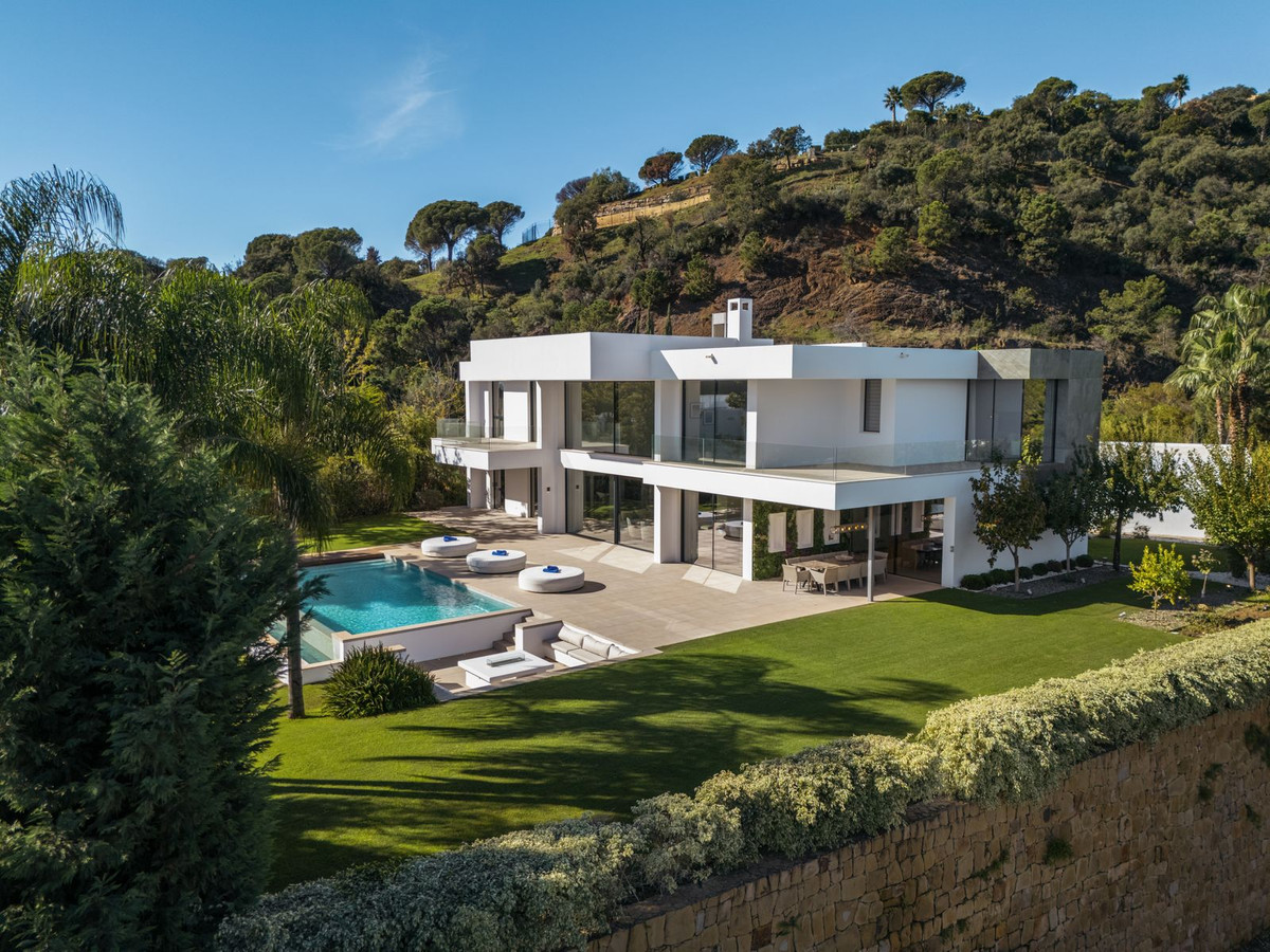 Se vende Villa - Chalet de 5 dormitorios en Costa Del Sol, Málaga, España