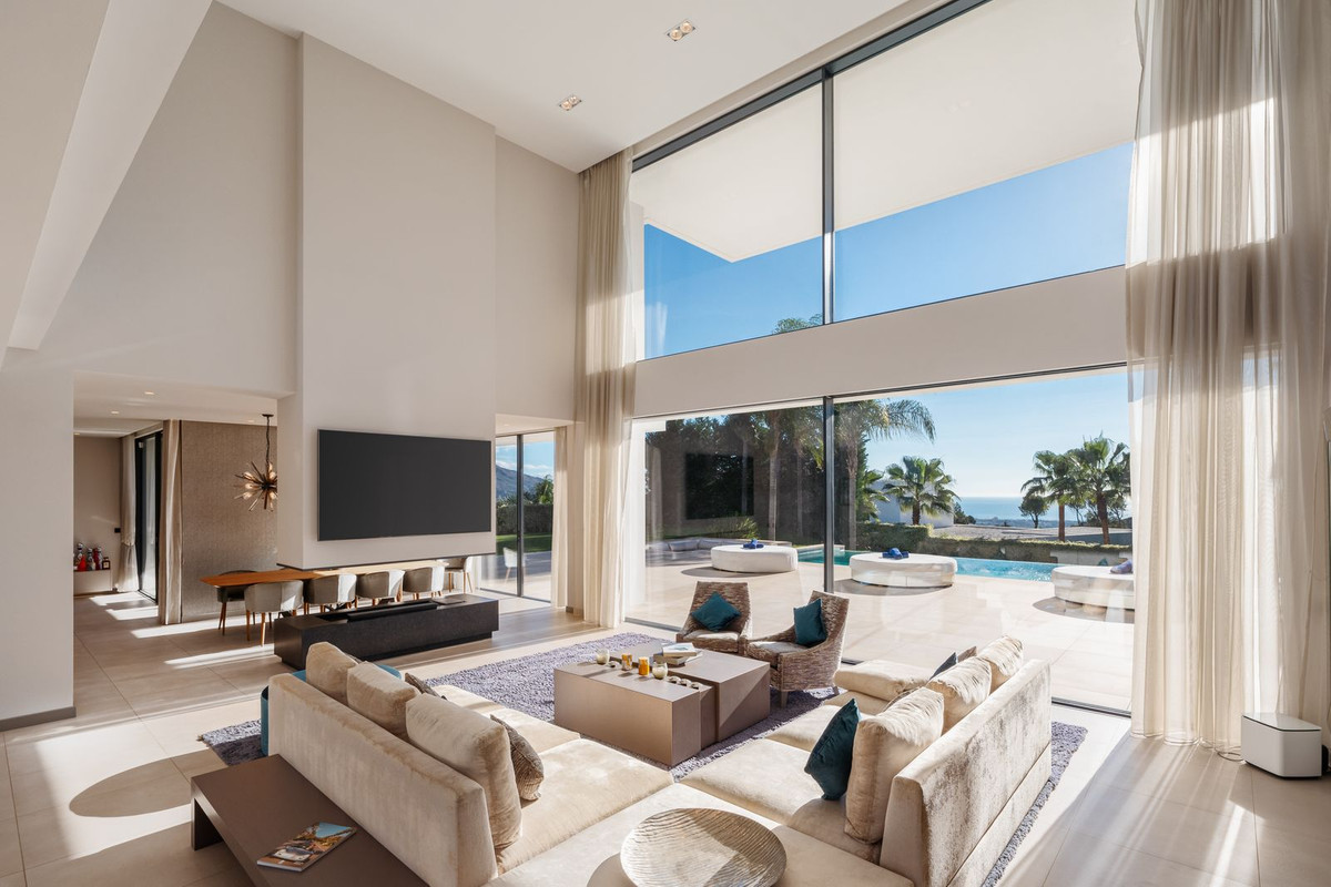 Se vende Villa - Chalet de 5 dormitorios en Costa Del Sol, Málaga, España