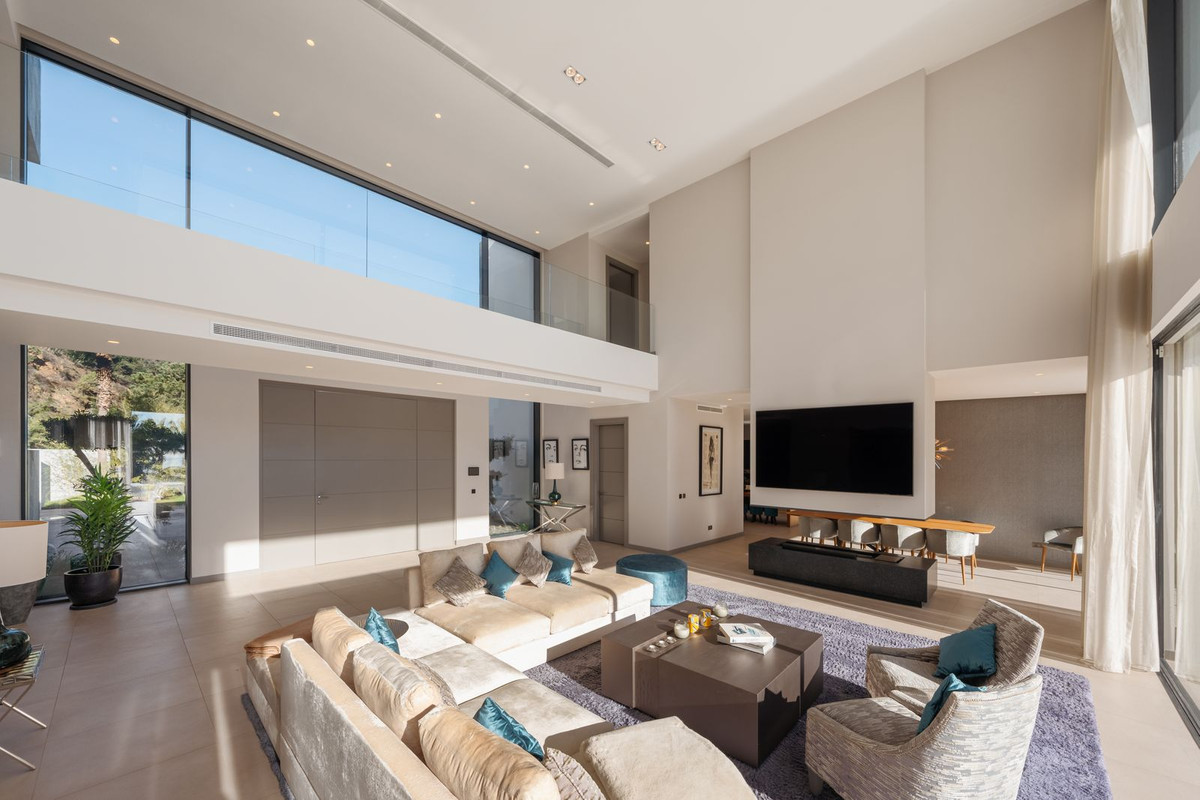 Se vende Villa - Chalet de 5 dormitorios en Costa Del Sol, Málaga, España