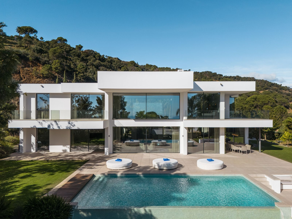 Se vende Villa - Chalet de 5 dormitorios en Costa Del Sol, Málaga, España