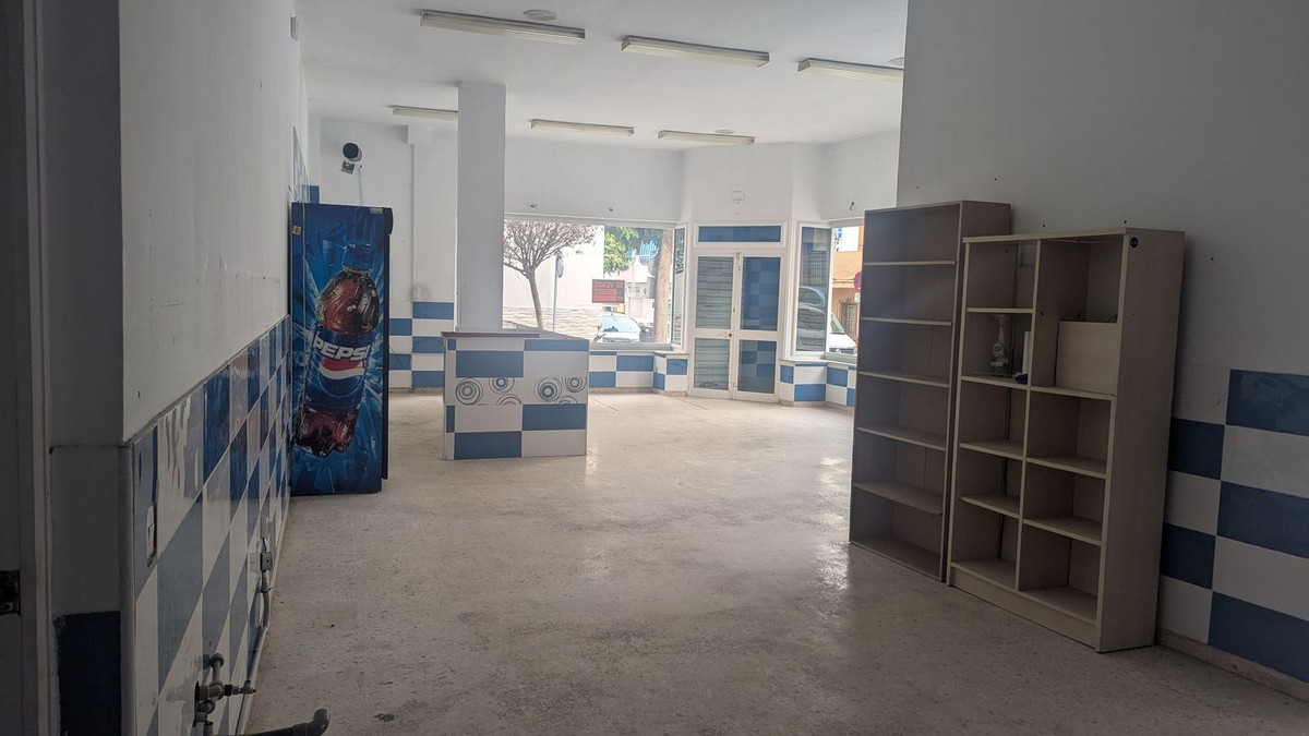 Se vende Edificio residencial  en Costa Del Sol, Málaga, España