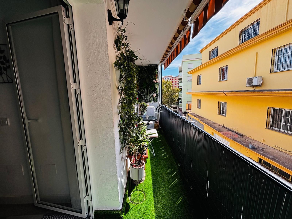 Se vende Apartamento en Planta Última de 3 dormitorios en Costa Del Sol, Málaga, España