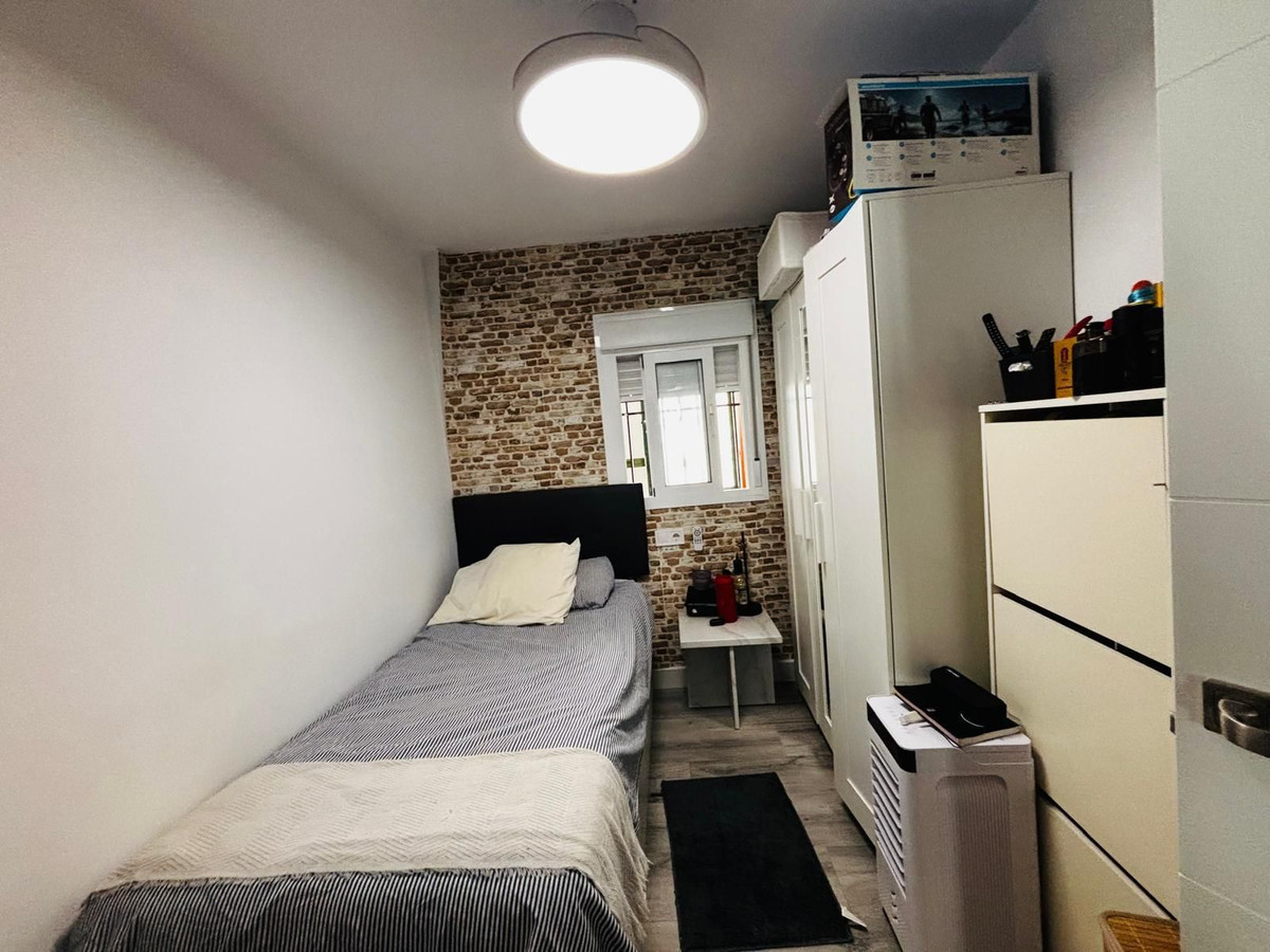 Se vende Apartamento en Planta Última de 3 dormitorios en Costa Del Sol, Málaga, España