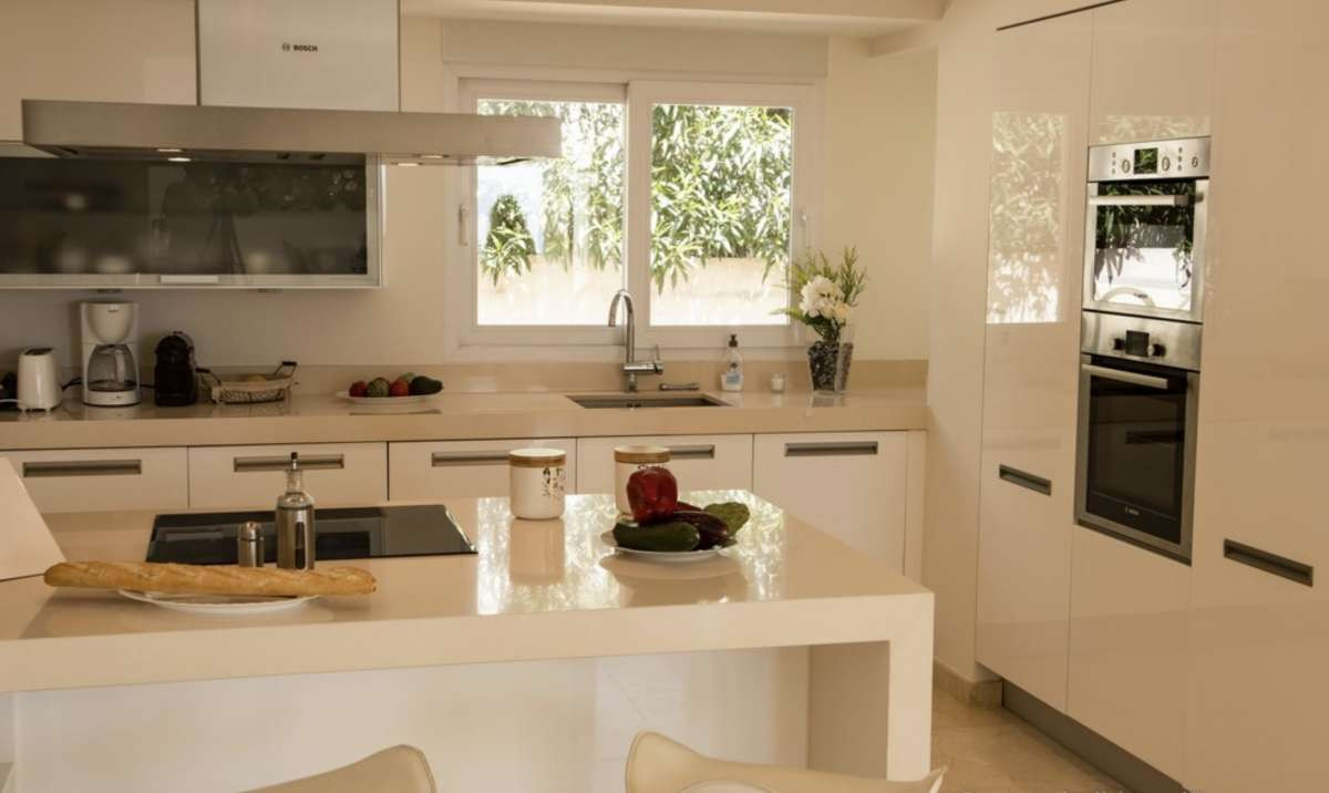 4 Bed Townhouse for sale in Moraira Costa Blanca, Alicante, Spain