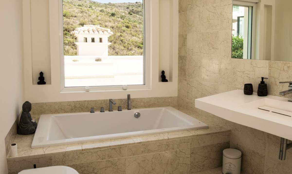 4 Bed Townhouse for sale in Moraira Costa Blanca, Alicante, Spain