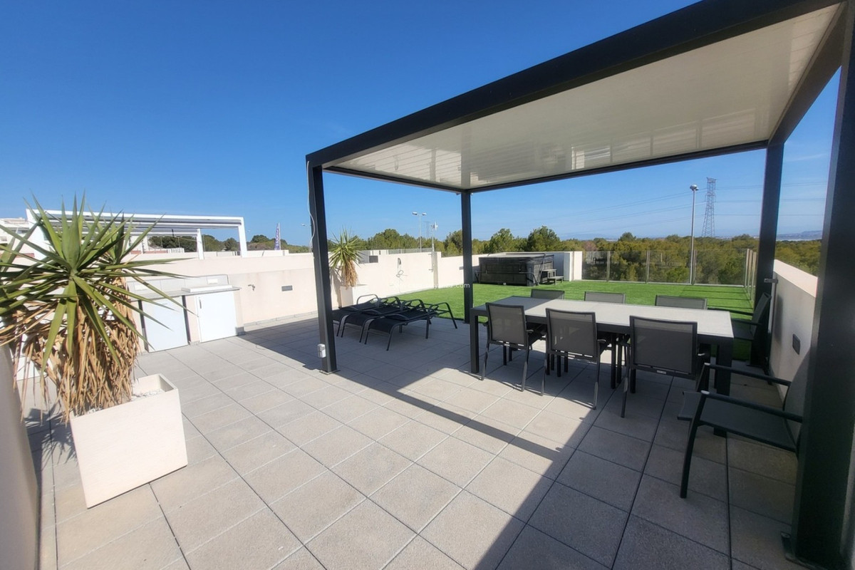 3 Bed Townhouse for sale in Villamartin Costa Blanca, Alicante, Spain
