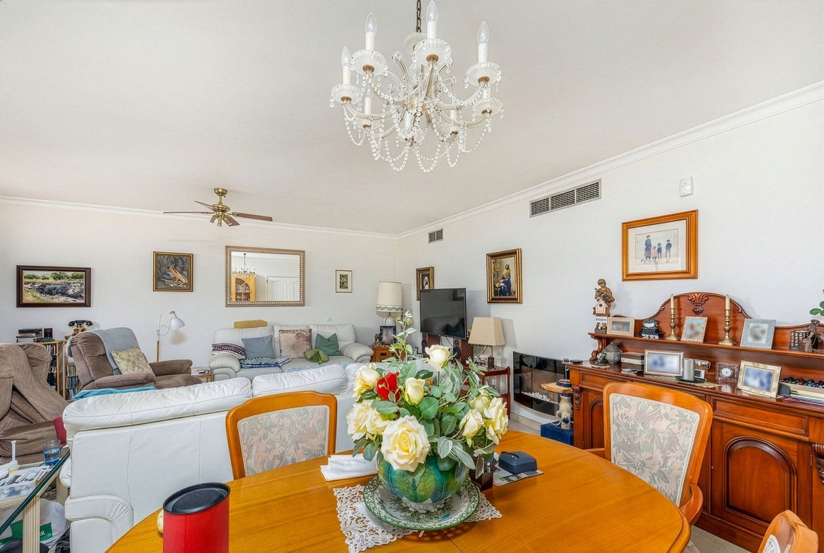Se vende Pareada de 3 dormitorios en Costa Del Sol, Málaga, España