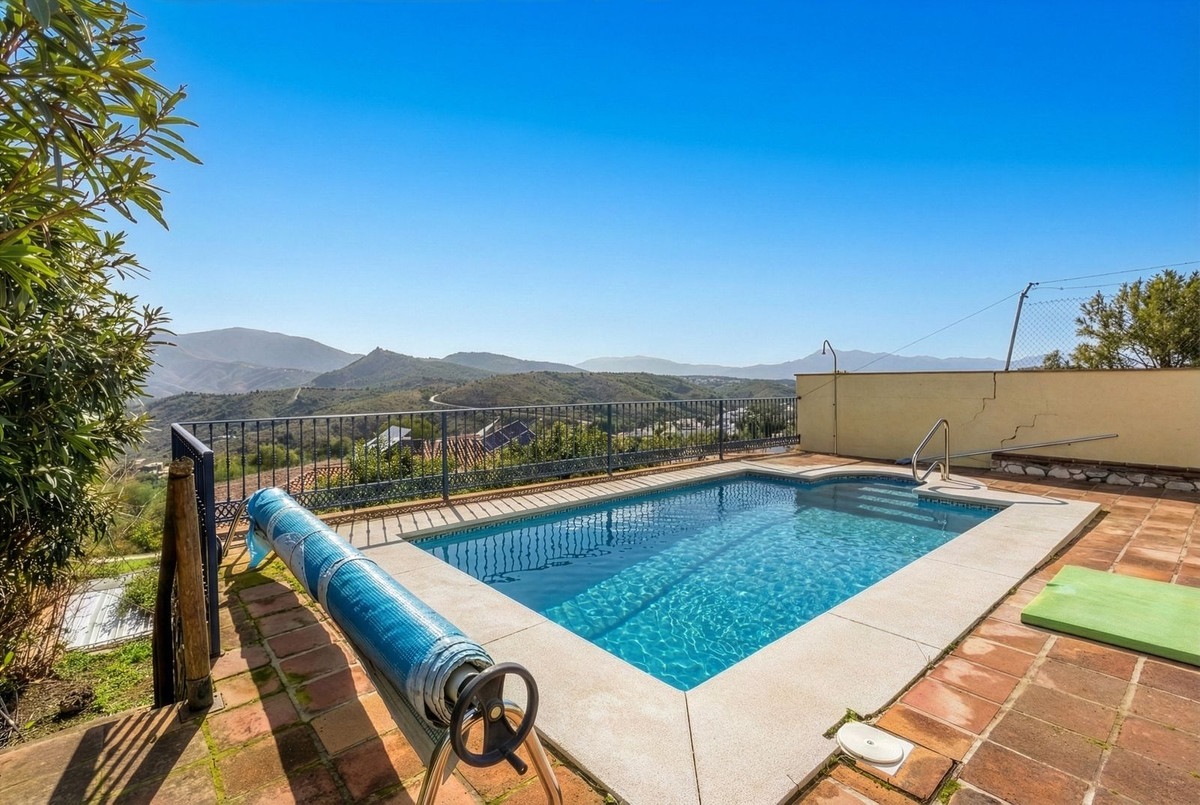 Se vende Pareada de 3 dormitorios en Costa Del Sol, Málaga, España