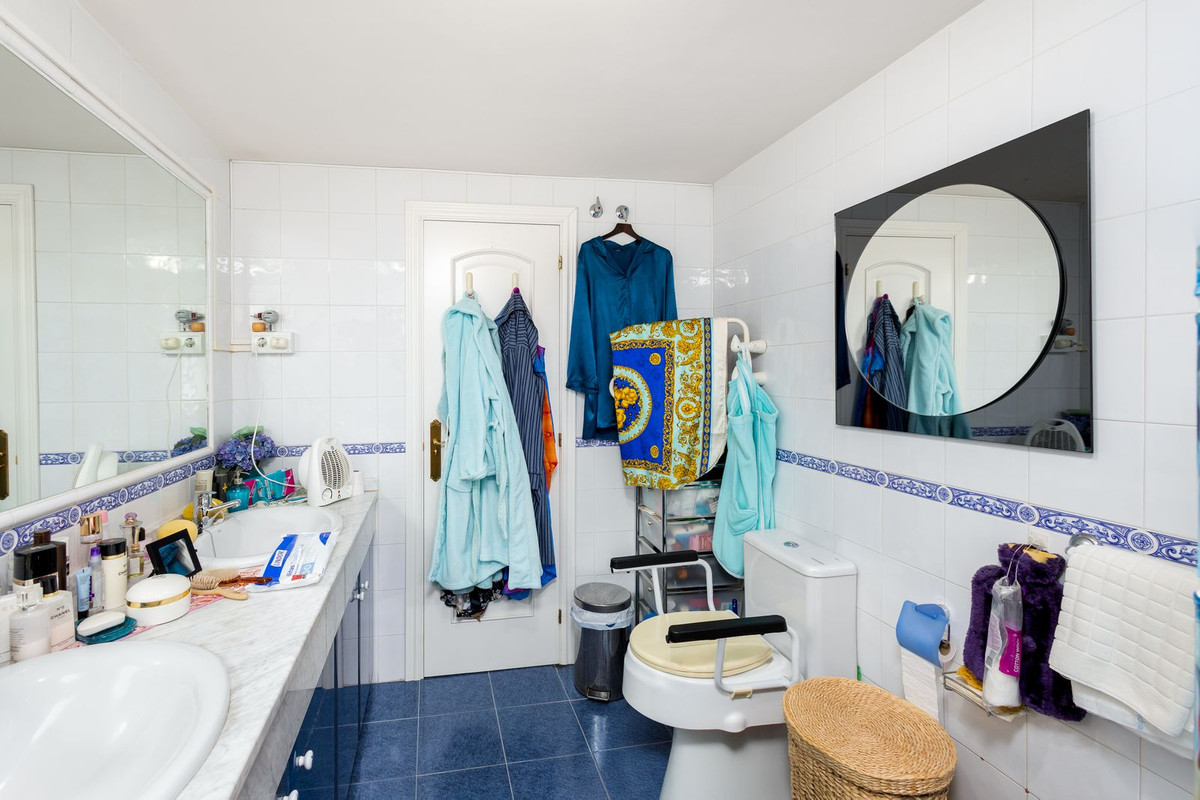 Se vende Pareada de 3 dormitorios en Costa Del Sol, Málaga, España