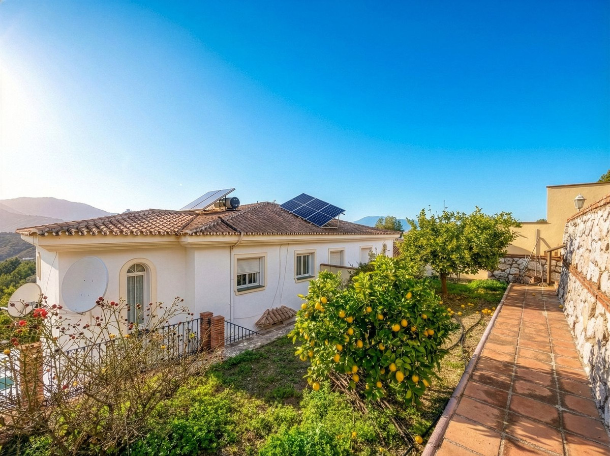 Se vende Pareada de 3 dormitorios en Costa Del Sol, Málaga, España