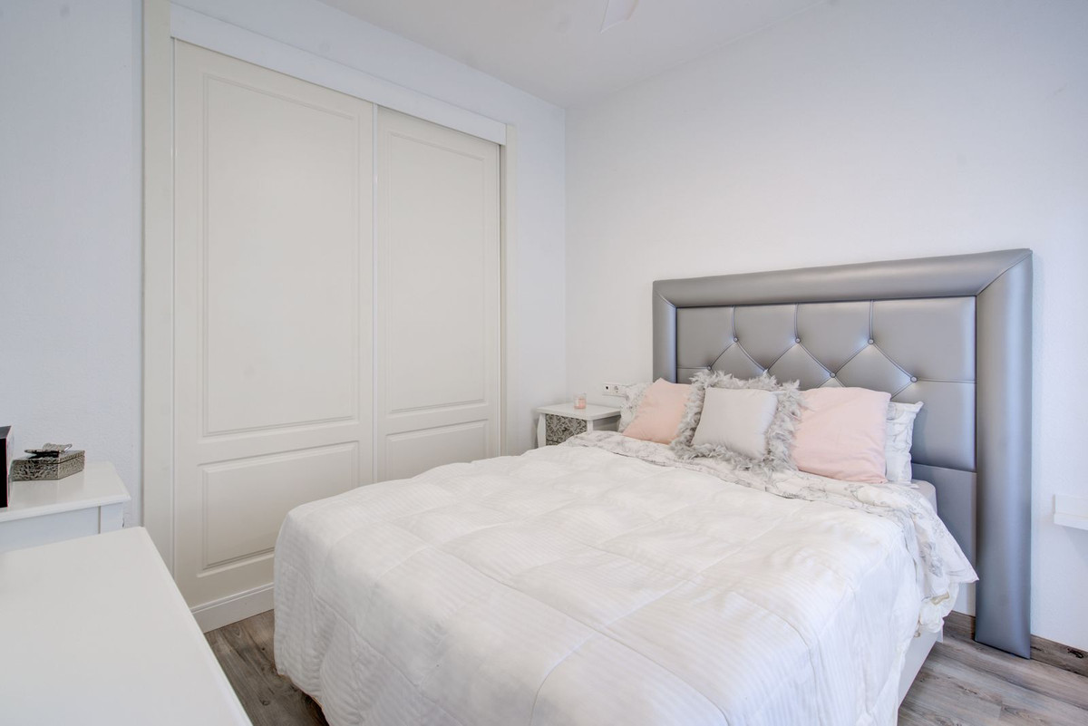 2 Bed Apartment for sale in La Cala De Mijas Costa Del Sol, Málaga, Spain