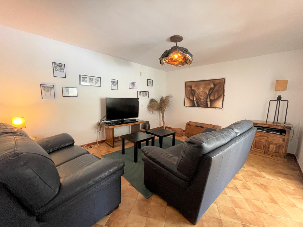 7 Bed Townhouse for sale in Mijas Costa Del Sol, Málaga, Spain