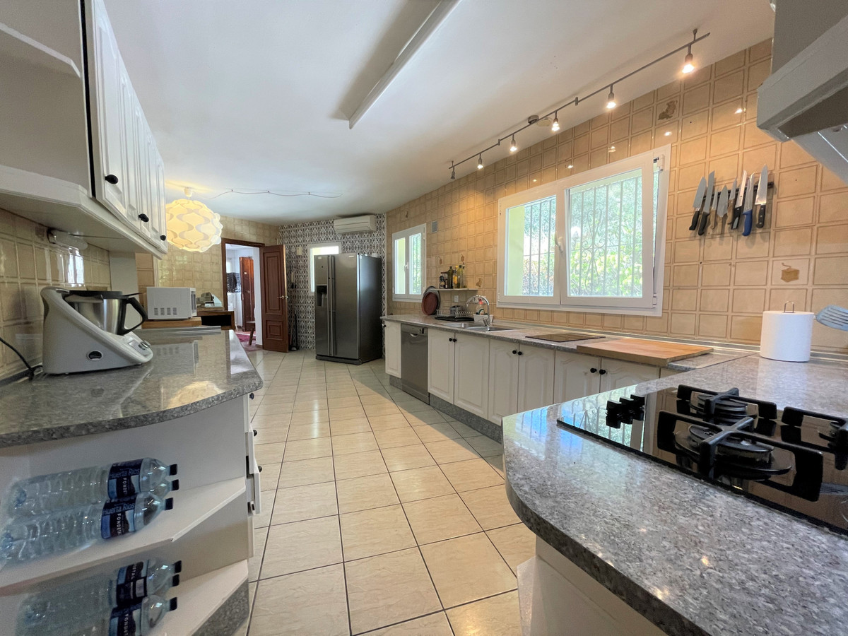 7 Bed Townhouse for sale in Mijas Costa Del Sol, Málaga, Spain