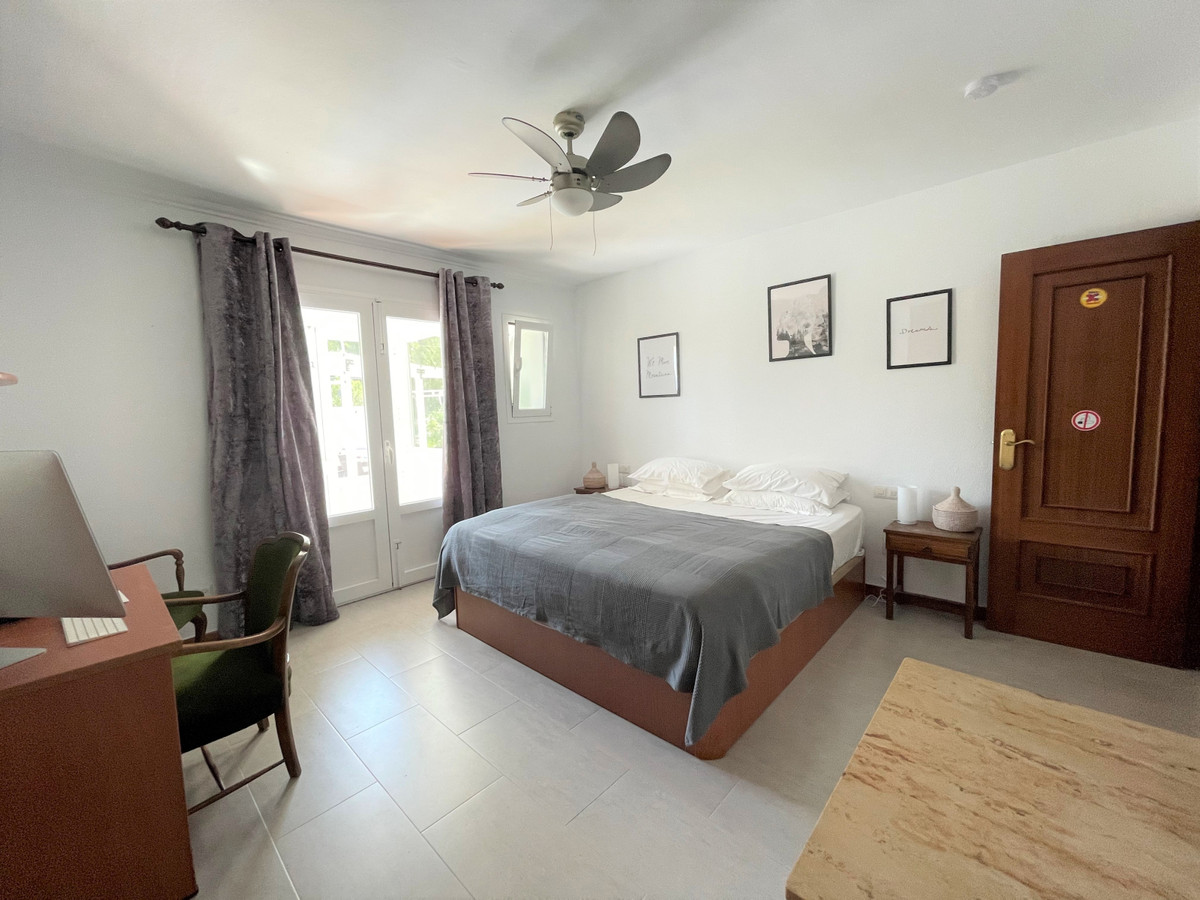 7 Bed Townhouse for sale in Mijas Costa Del Sol, Málaga, Spain