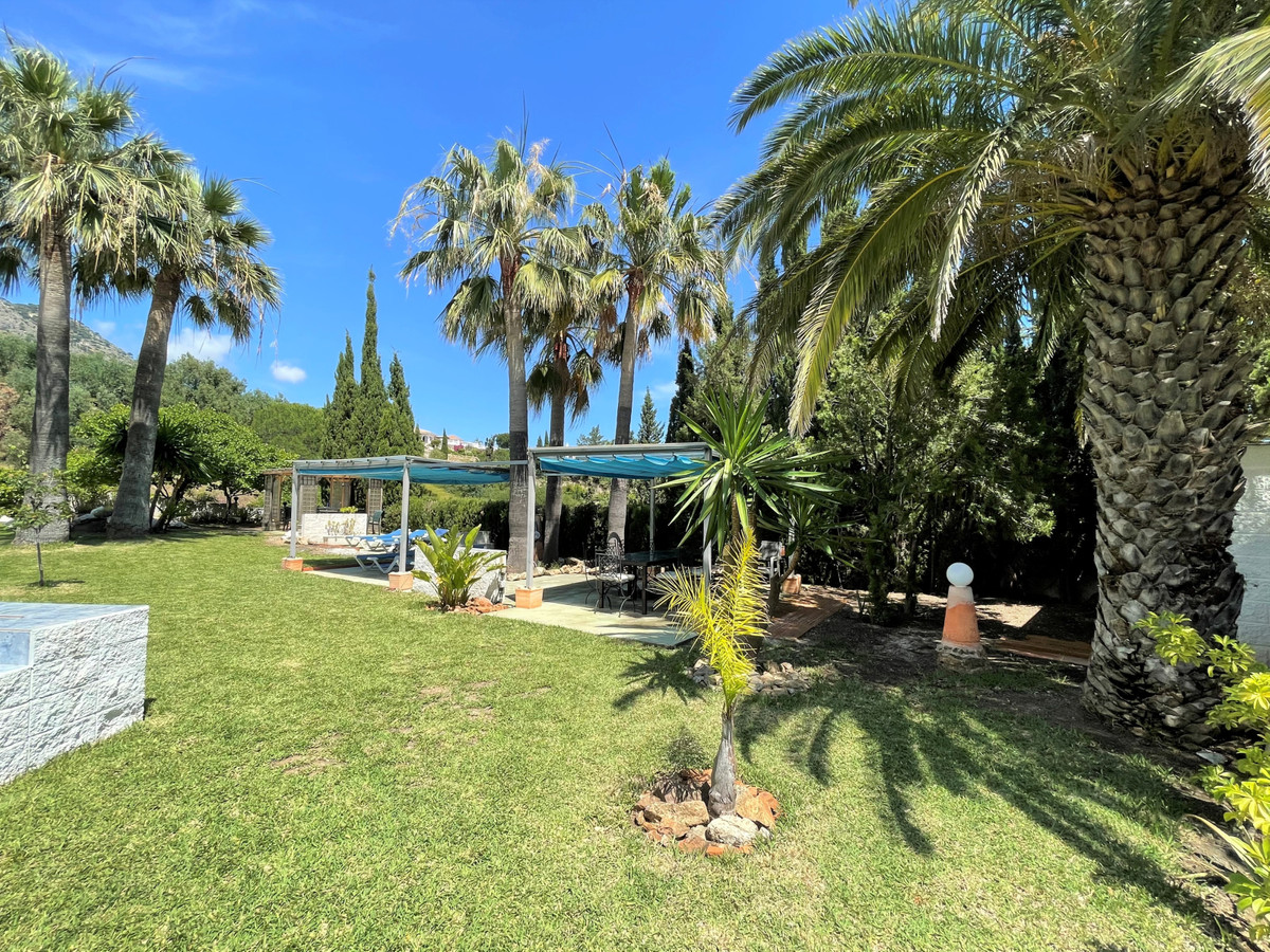 7 Bed Townhouse for sale in Mijas Costa Del Sol, Málaga, Spain